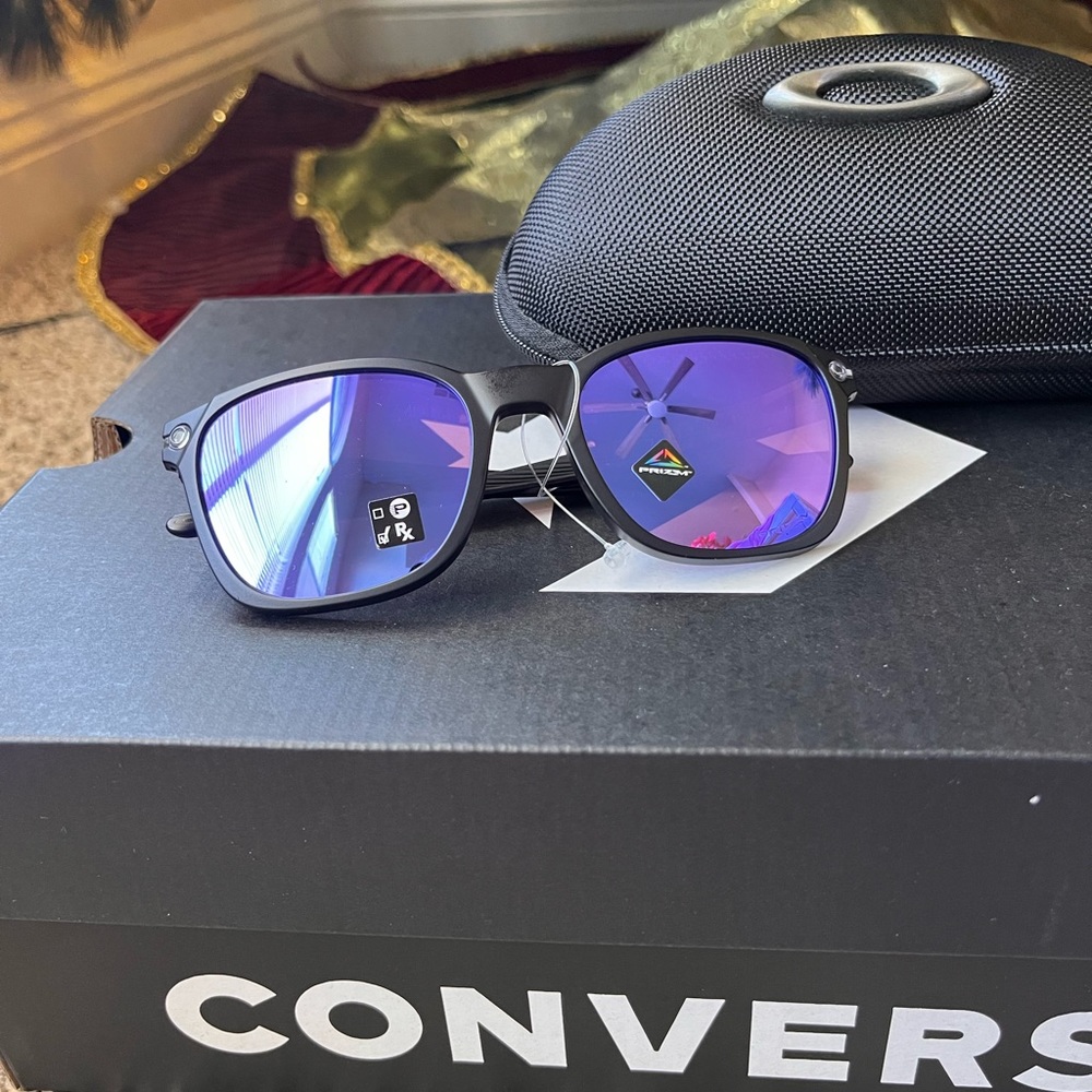 Oakley sunglasses